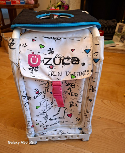 Zuca cabin luggage skating - zuca,